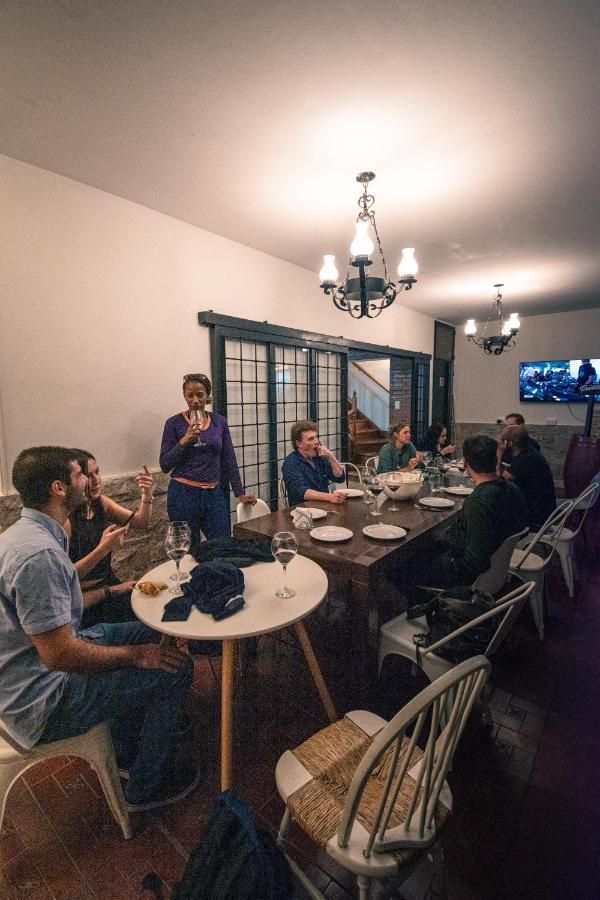 Fuxia House Hostel Mendoza Exterior photo